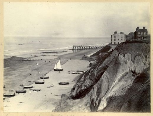CromerMuseum's tweet image. “.....huddled into a hollow and along the cliff edge, the little village of Cromer, and a quarter of a mile out to sea the tide rolls in and rolls out over the lost town of Shipden”

For more on the Story of Shipden see our latest blog....... yarmouthmuseums.wordpress.com/2021/12/14/the…