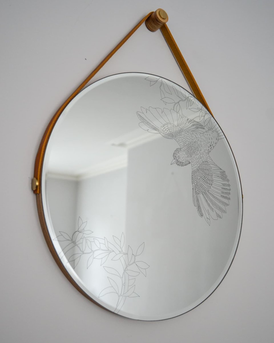 DanHeathStudio's tweet photo. OFFICIALLY the final day for orders guaranteed before Christmas. Please get in contact directly if you're planning on making an order tomorrow or Friday, as I make to order and many small batches have sold out.

#giftidea #mirror #etchedmirror 

https://t.co/7O9Umnt7hN https://t.co/T7er3di55S