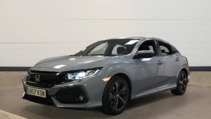 AutoPlanetVO's tweet photo. HONDA CIVIC 1.0 I-VTEC TURBO ELEGANCE NAVI 95 KW (129 CV) por solo 18.300€

✔️ KILÓMETROS: 48086
✔️ COMBUSTIBLE: Gasolina
✔️ MOTOR (CV): 129
✔️ AÑO: 12/2018
✔️ TRANSMISIÓN: Manual
✔️ ETIQUETA: C

#motor #ocasión #VO 

ℹ️ 📸  https://t.co/iI2onaWWdF https://t.co/8aVlEkD6a0