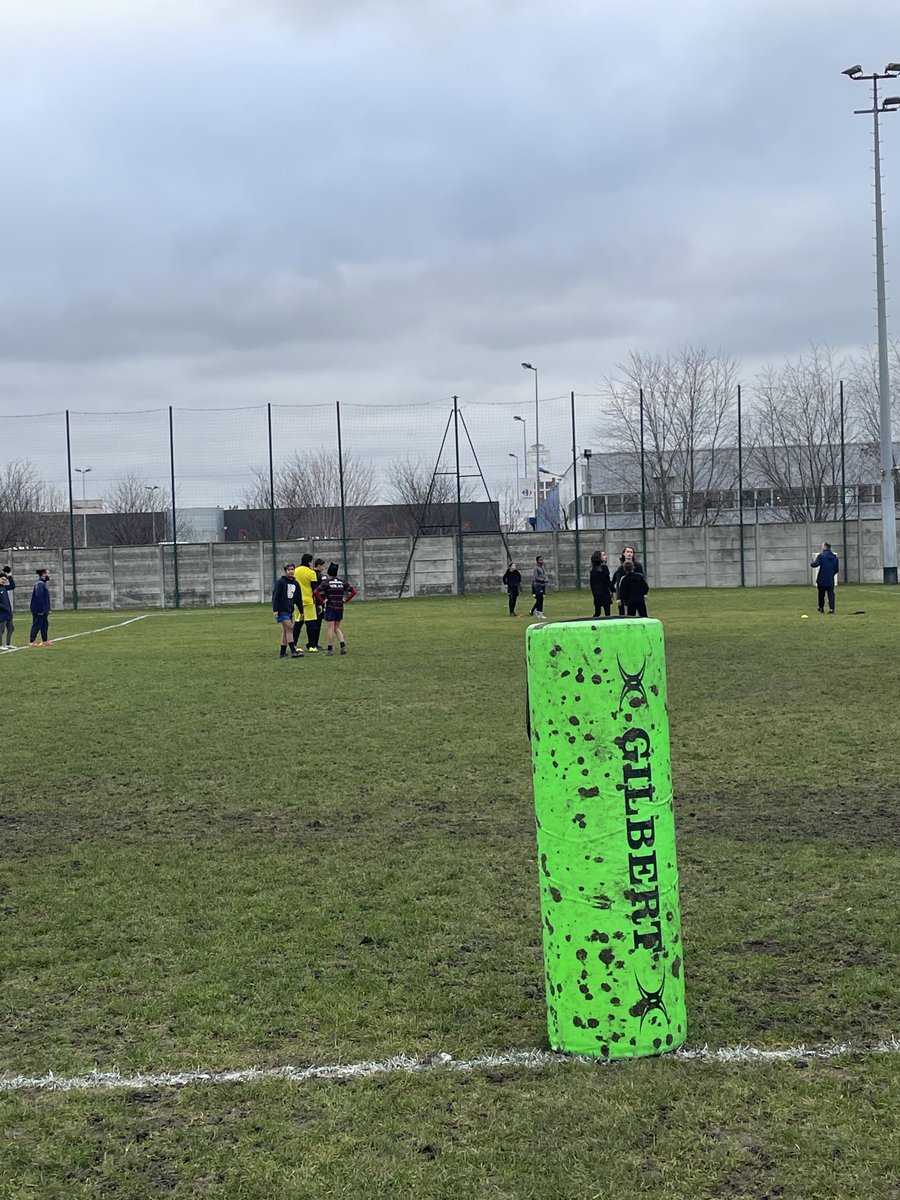 On prend les mêmes , et on retourne dans la boue :) #rugbylife #benevolat ⁦<a href="/RCDrancy/">Rugby Club de Drancy</a>⁩