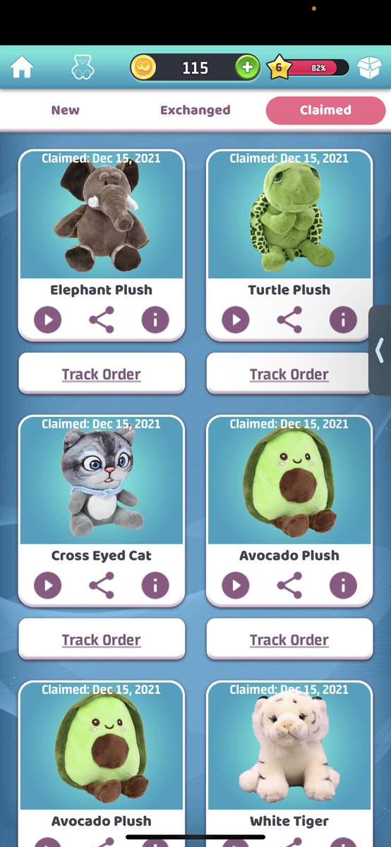 Electra_XoXo's tweet photo. I may, or may not have a new obsession 👀 #Clawee is the best at home claw game ever! 8 WINS in 25 mins!?!👏🏼👏🏼 Can’t wait to receive these!! @ClaweeIsCool #clawmachine https://t.co/fKy1aaKJIB