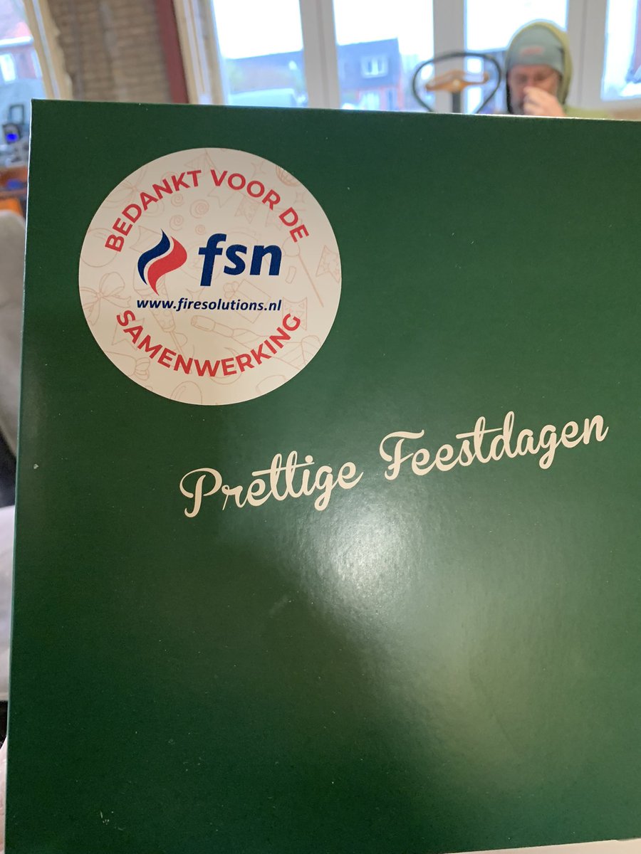 db_delfgauw's tweet photo. Heerlijke kerststol van @FSNBV https://t.co/AWvfN6z7Yq