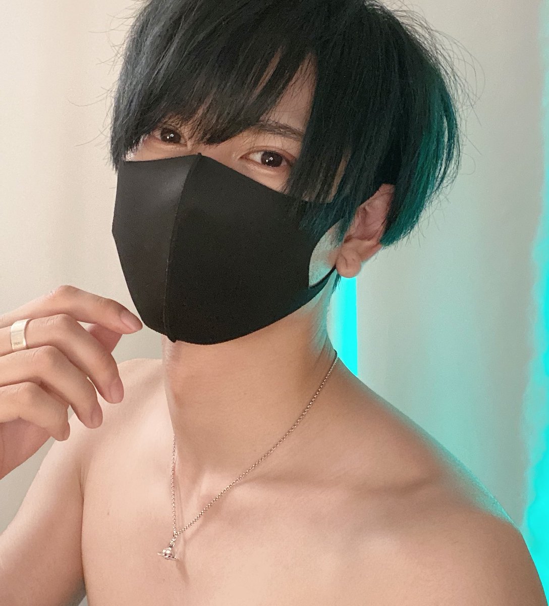 マスク　ヌード  / X