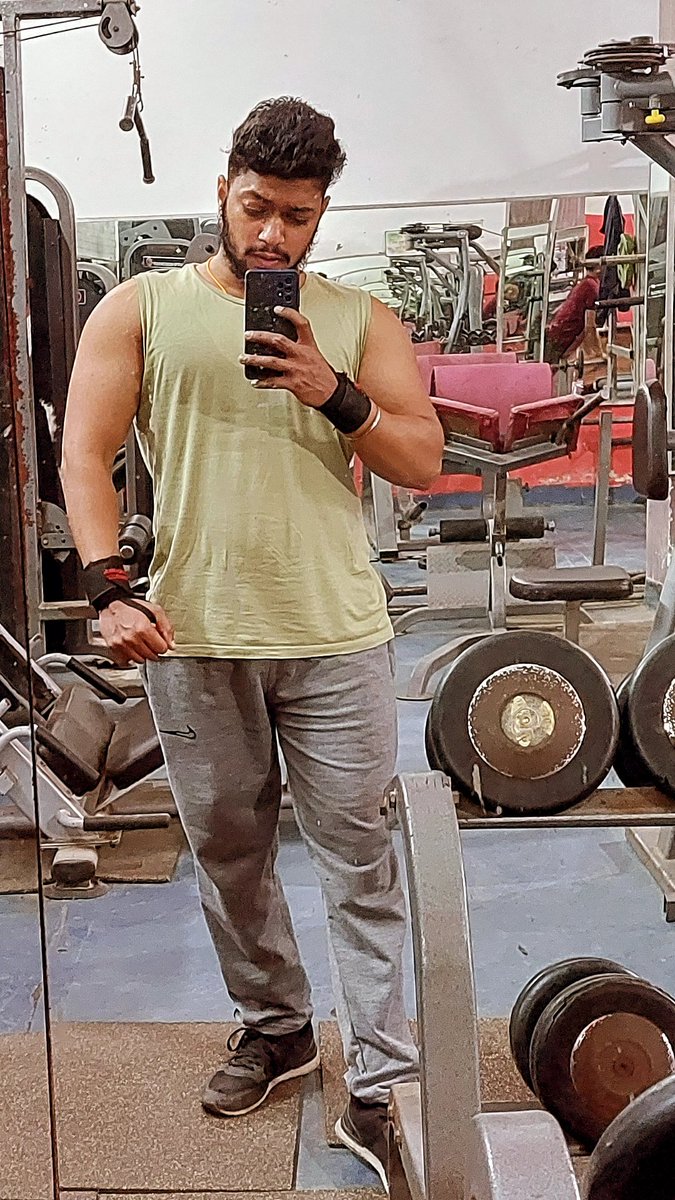 neerajzone12's tweet photo. #fitness #fitnessmodel #workout #fit #fitnessmotivation https://t.co/Tvlvy2bzcu