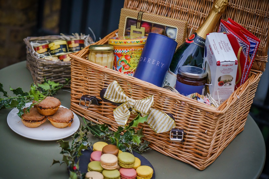 Ensure you place your order for an Orrery Hamper now to arrive in time for Christmas! Treat a loved one, friend or colleague this year 🎁