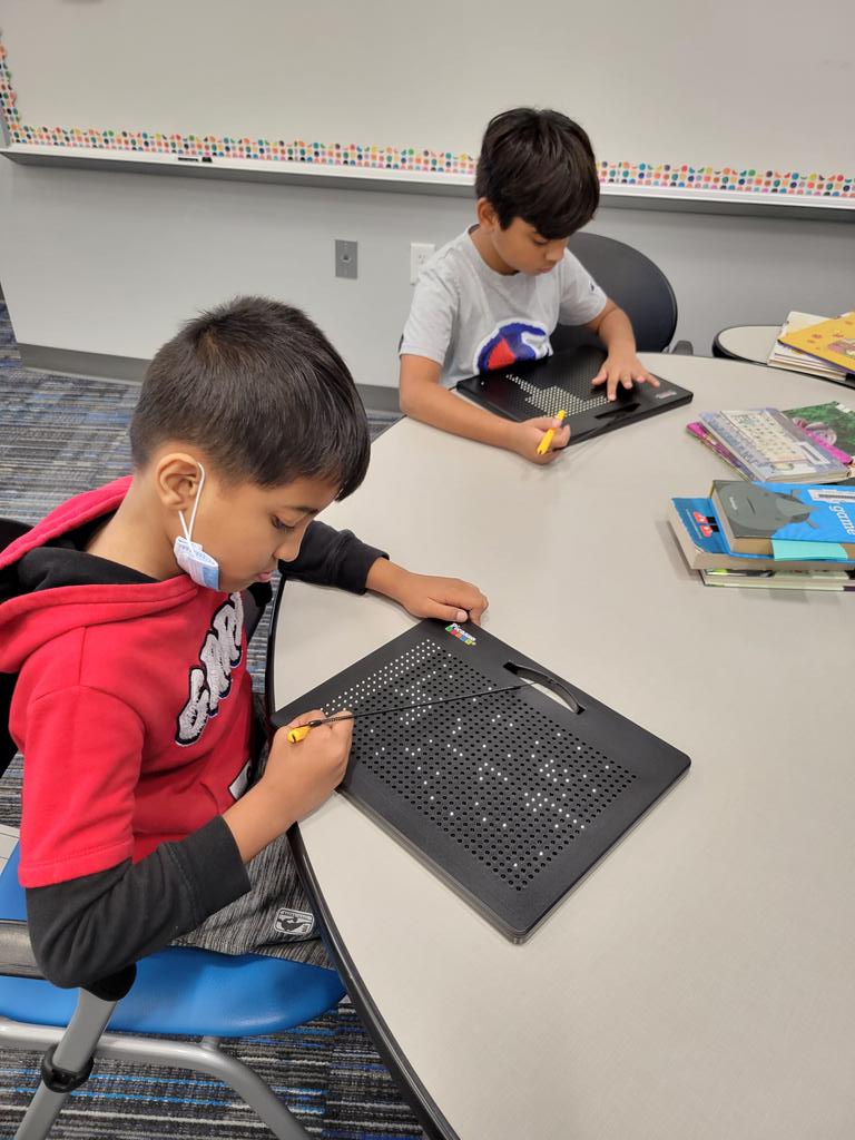 Mrs. Venjohn tweet media