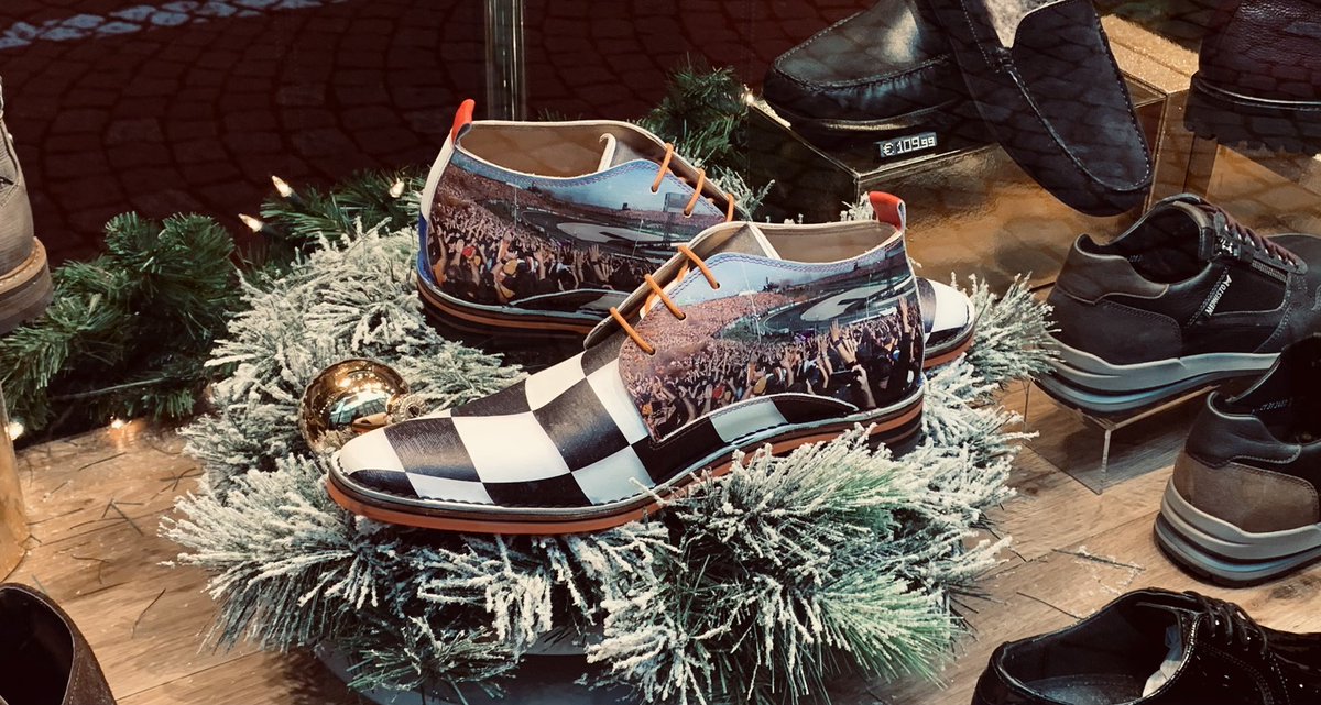 WouterL1's tweet image. Check deze pattas dan @Max33Verstappen #verstappen #f1 #wereldkampioen #AbuDahbiGP #1limburg