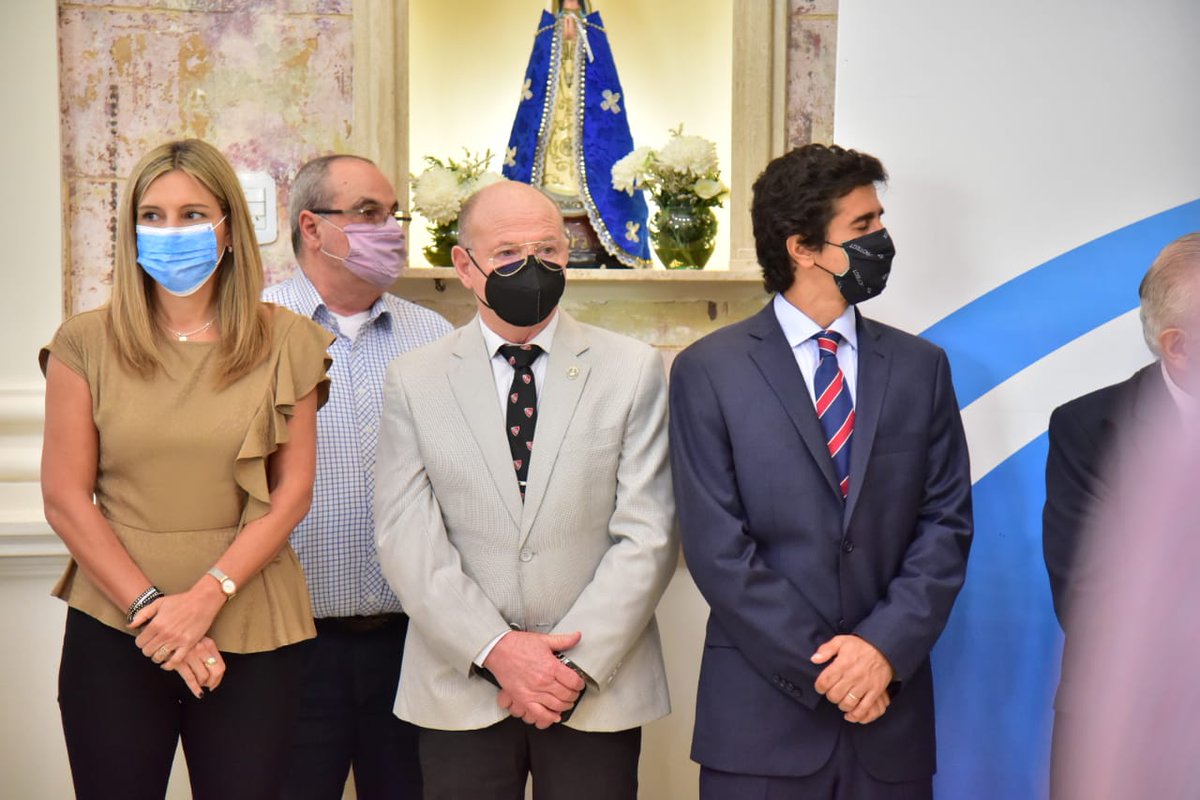 En el Bicentenario de la primera Constitución de la Provincia, participé con mis pares de su exposición. La Carta Magna, que marcó un hito en la historia, permanecerá unos días en el Salón de los Pasos Perdidos.