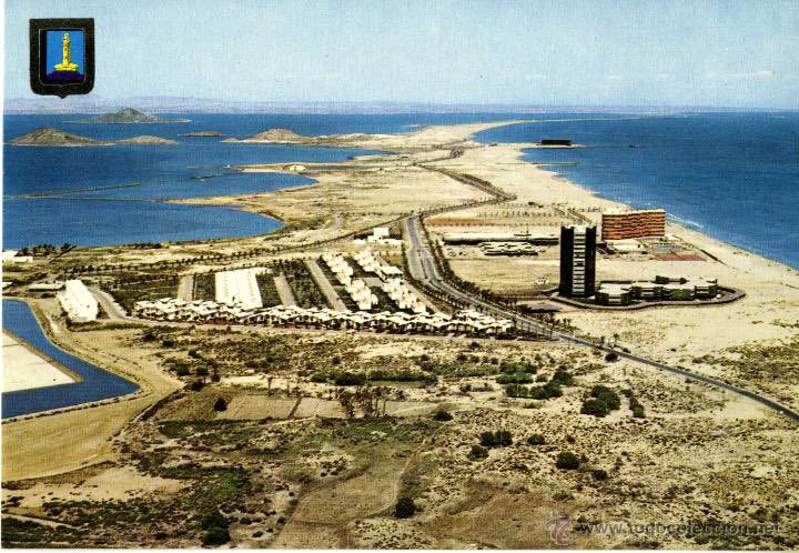 PablOrtVega's tweet photo. El espacio geográfico y el Mar Menor ha sufrido un importante cambio en las últimas décadas ya que lleva años sufriendo debido a diversos factores humanos, como la excesiva  actividad agraria, una edificación desmesurada y un excesivo turismo. https://t.co/ENteE6fSnD