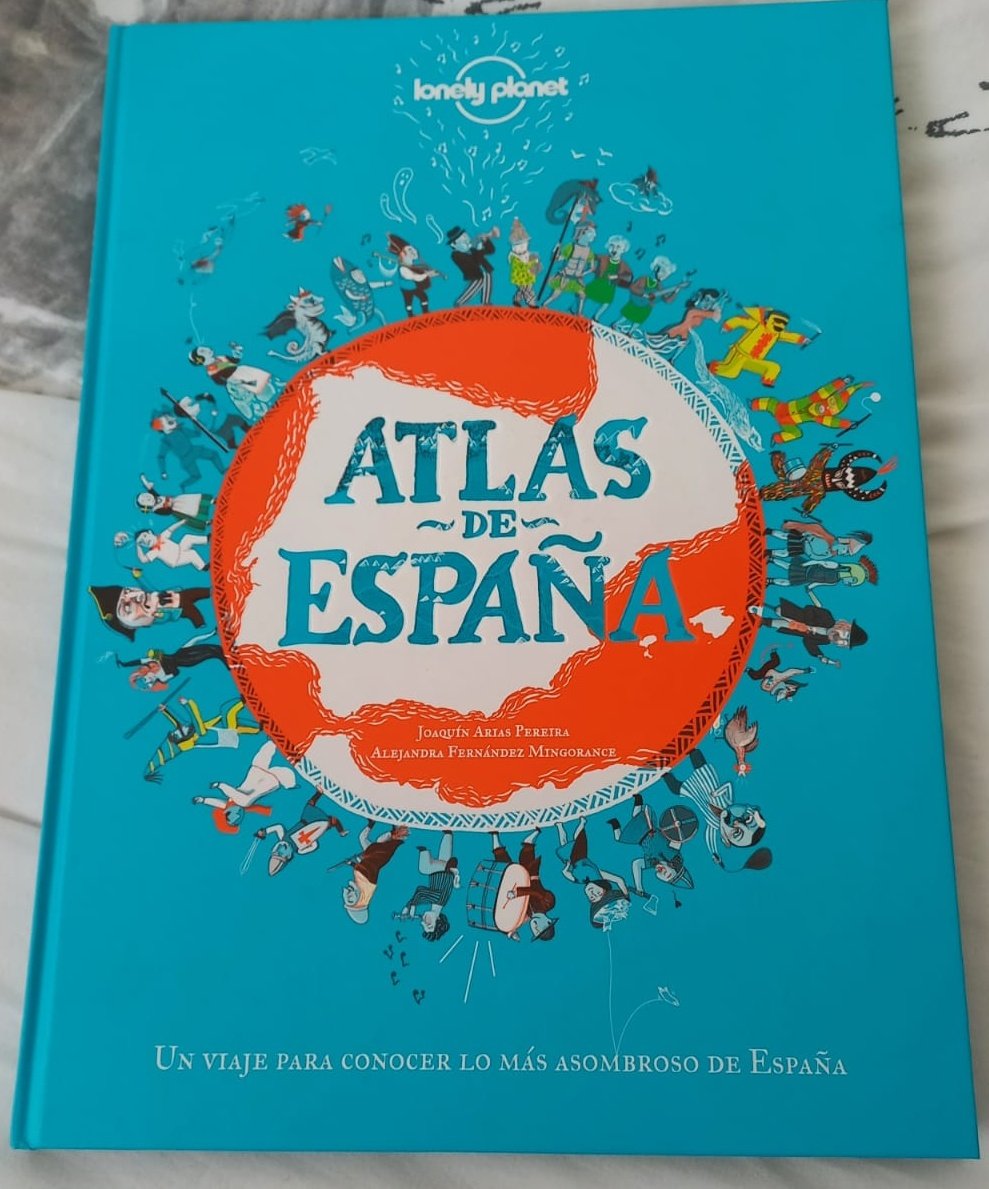 JoaqinArias's tweet photo. Acabamos de publicar con @LaAleCrea y @lonelyplanet_es este #AtlasDeEspaña, para niños entre 7 y 99 años (o más). Un viaje ilustrado por la historia, la cultura, el folclore y la gastronomía para perderse leyendo durante horas. 🥰 https://t.co/VTAi1g0AmL https://t.co/jTldLLkKhv