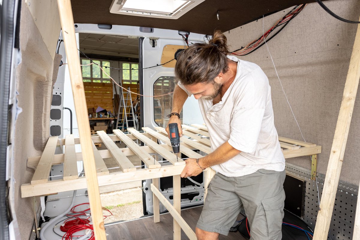 IdylcarFrance's tweet photo. Les passionnés de #vans et #fourgons ne sont pas oubliés chez @idylcar 🚐
Nous vous mettons à disposition des kits d'aménagement qui vous faciliteront la tâche 🪚
#vanlife #fourgonaménagé #voyagerautrement #france #outdoor #nomade #liberte #vancommunity #roadtrip #vantrip https://t.co/tCUvh8Tyyr