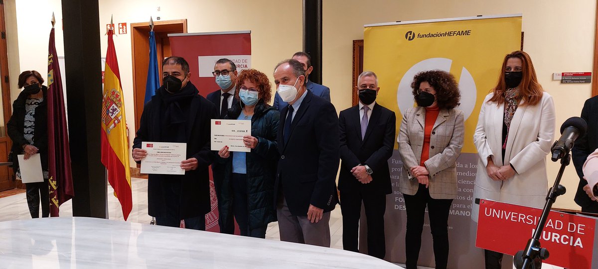 Hefame_es's tweet photo. 🟡 Alianzas público privadas durante la pandemia de la COVID-19

1⁰ premio. 'La pandemia COVID y la desigualdad en el marco de la agenda 2030', Álvaro Flores ���

2⁰ premio. 'Ecoturismo en el Mar Menor y la Manga. Una perspectiva ecocultural y patrimonial',  Francisco Ruiz 🏅 https://t.co/Uc0bvvkIQ4