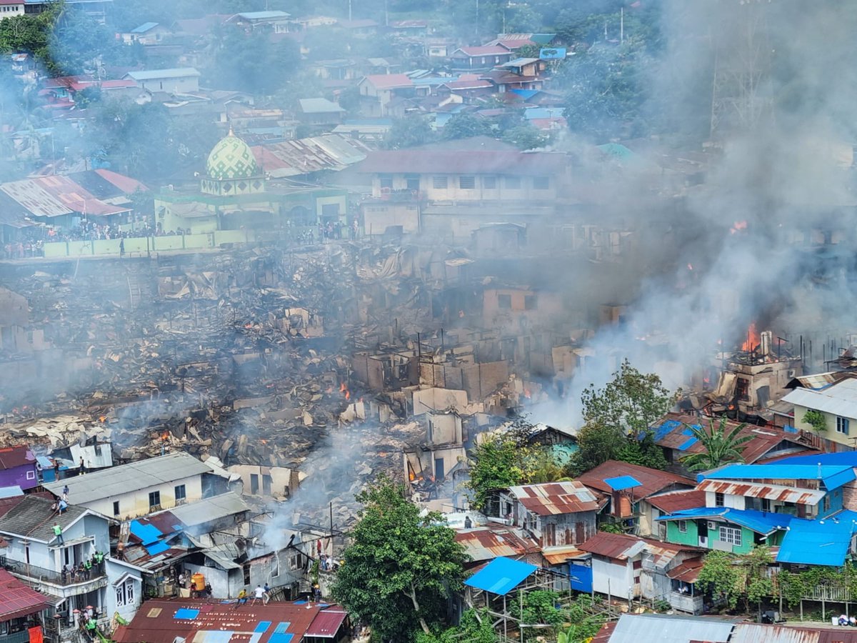 Kebakaran di daerah Gunung Polisi,Balikpapan Barat tadi siang