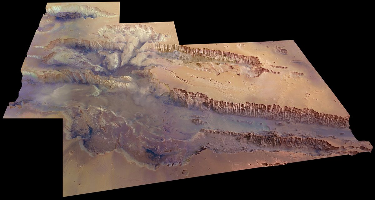 ESA_TGO's tweet image. Breaking news: I've spotted hidden #water – either ice or water-rich minerals 🤔 – in #Mars’ Grand Canyon! ❄️💧🔴

The reservoir is large, not too deep below ground, &amp;amp; could be easily exploitable for future explorers 🤩

Read on: esa.int/Science_Explor…

#ExploreFarther #ExoMars