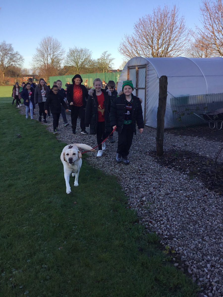 All_Saints_Sch_'s tweet photo. Year 5 enjoyed doing the Elf Dash with Bramble this morning for @TheBrickWigan! #ElfDash https://t.co/1qRmGIp05u