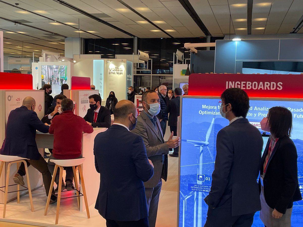 feriadezaragoza's tweet photo. #EXPOFIMER ya ha abierto sus puertas al sector del mantenimiento de energías renovables. Os recordamos que tenemos un amplio programa de sesiones. Os esperamos hasta las 19:00 h en el Palacio de Congresos de Zaragoza. https://t.co/syLaZDsvs4
