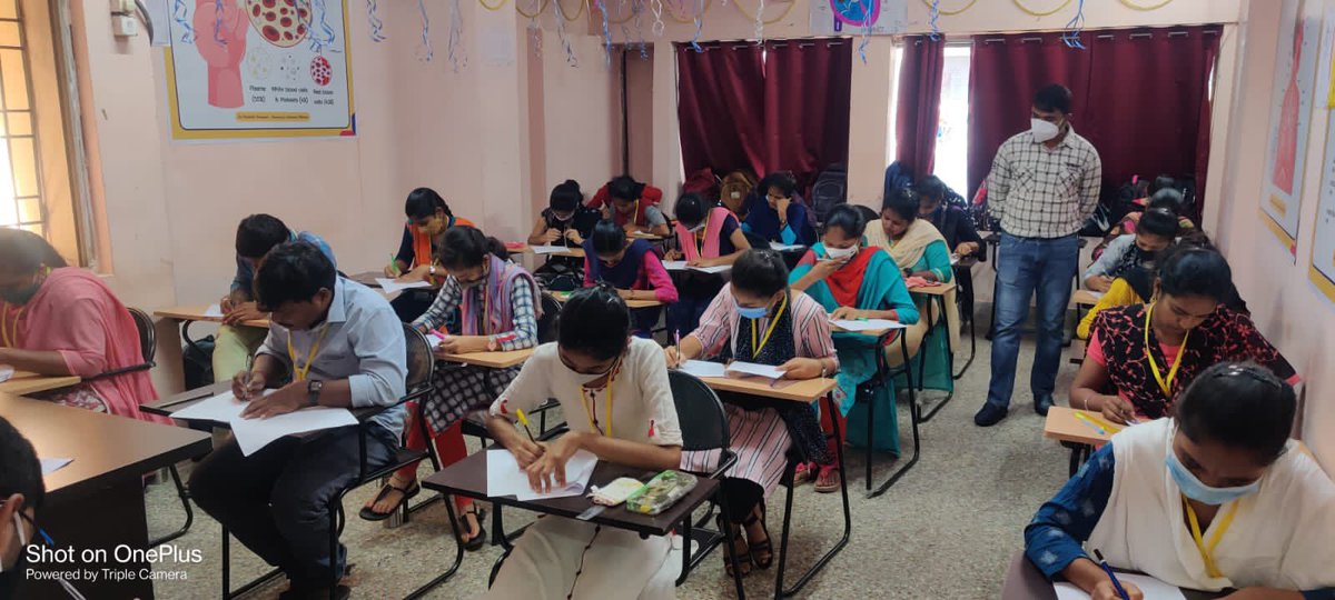 BABLEINDIA's tweet photo. 34 candidates under #LalPathLabsFoundation Program during monthly internal assessment at Karimnagar Centre, Telangana with Mr. Pruthvi Raj (Trainer) from Vishakapatanam Centre as an examiner for the test.

@gautamgupta14 
#PhlebotomyTechnician #SustainableLivelihood https://t.co/UjX7cfgoc5