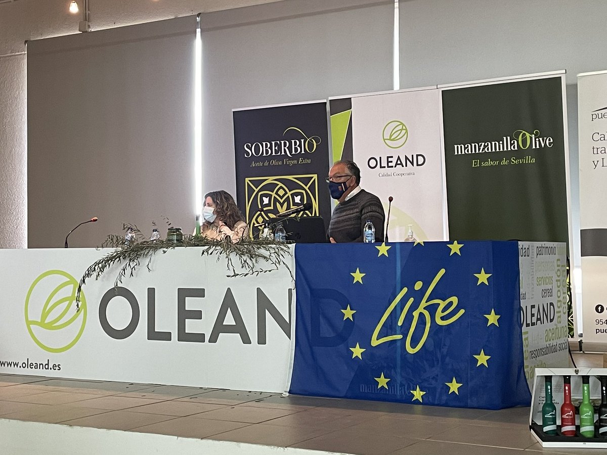 LifeSolieva's tweet photo. Miguel Ayuso de @CTCAlimentacion, socio de #LifeSolieva,ha destacado como resultado del proyecto en el que se han centrado👉 la purificación de polifenoles con capacidad antioxidante obtenidos de la tecnologia de membranas para la formulación de alimentos funcionales como salsas https://t.co/pk1PjSqDb0