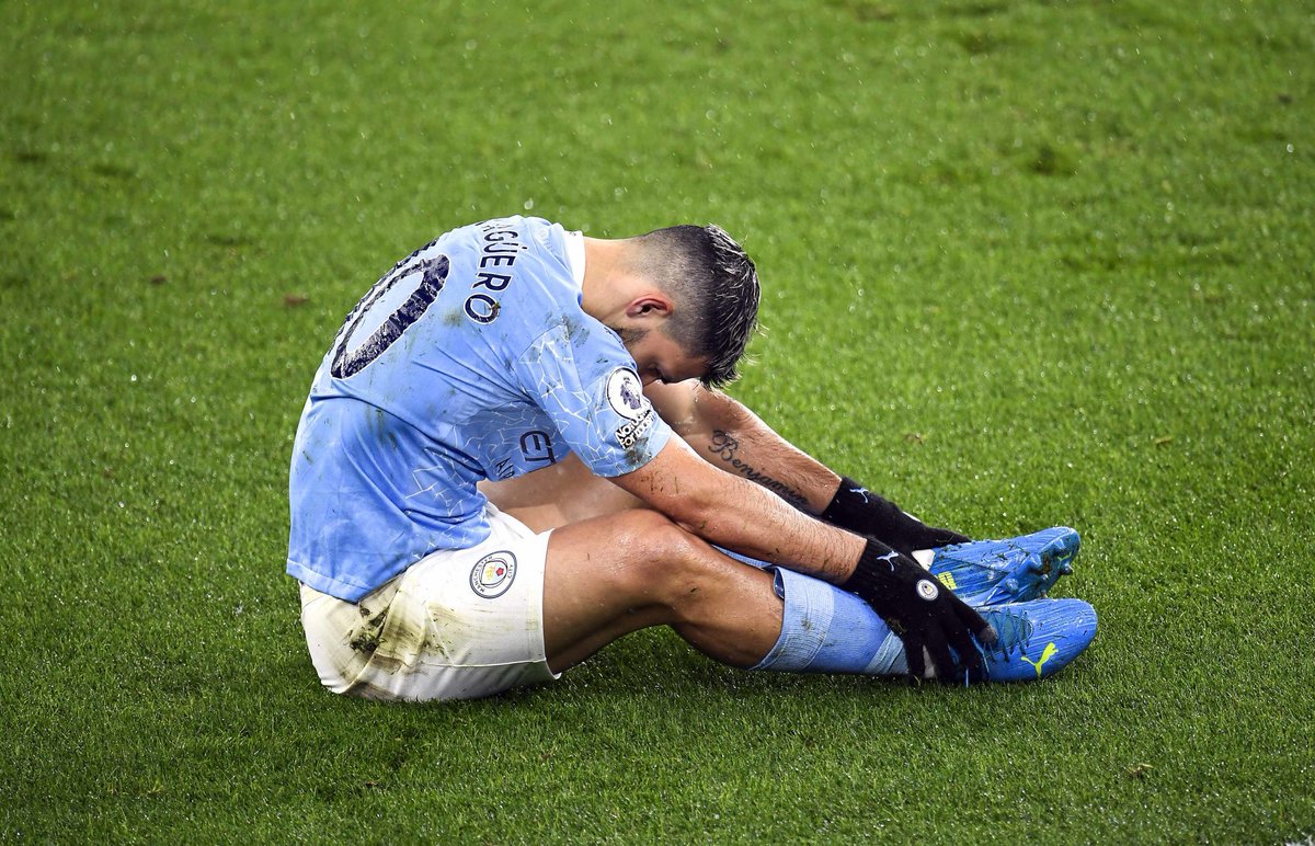 ActuFoot_'s tweet photo. 🔴 OFFICIEL ! Sergio Agüero annonce qu'il met un terme à sa carrière. 😪👋 https://t.co/1ZVVboIJX6
