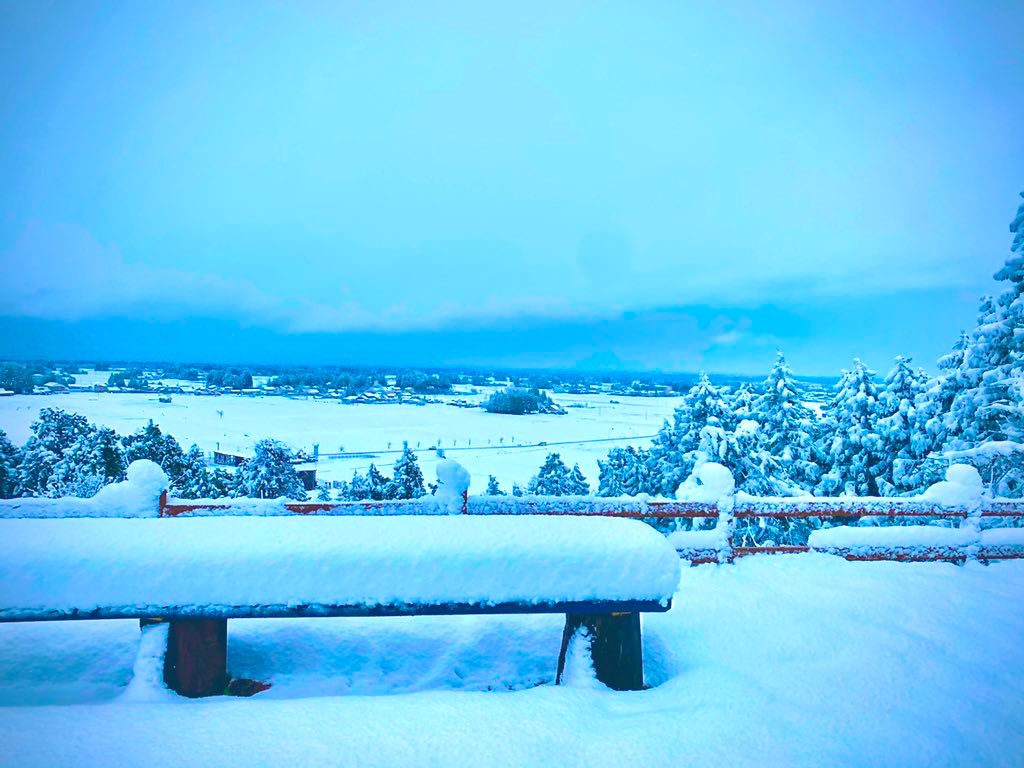 Tateyama Sauna 立山サウナ グランドオープン決定 22年1月8日 土 よりtateyama Sauna正式にオープン致します 本日より 日帰りサウナ 1月 2月 宿泊サウナ 1月 3月 の予約をスタート致します 貴重な冬の季節です 立山の美しい雪景色の