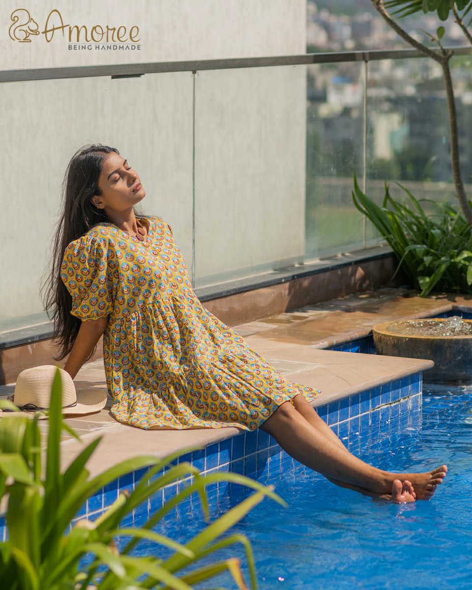 AmoreeIndia's tweet photo. Bloom Tier Dress

Confused about what to wear this holiday season?
Go for our latest handmade block-printed bloom tier dress and gather compliments all day long. 🦋
Sizes available: XS/S, M/L, XL/XXL
Customization available
For queries, 📞: +91-7073732727
#amoreeindia #amoree https://t.co/4pCANPIgZb