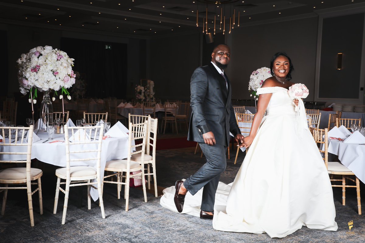 finchercreative's tweet photo. Roy + Lisa… 22/10/21
It was a pleasure! 

#wedding #finchercreatives #weddingday #weddingphotography #weddingdress #weddingguest #weddinginspiration #weddingplanner #weddingdecor #weddingblog #weddingflowers #weddingdetails #weddingphotos #weddingplanning #weddingphotographer https://t.co/Z4ub3Rk2za