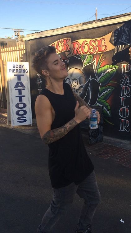 thebestofbizzle's tweet photo. https://t.co/Mf8epTtoOa