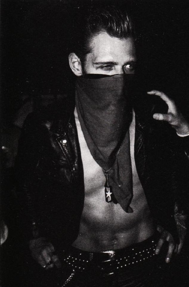                 happy birthday!
Paul Simonon
THE CLASH 