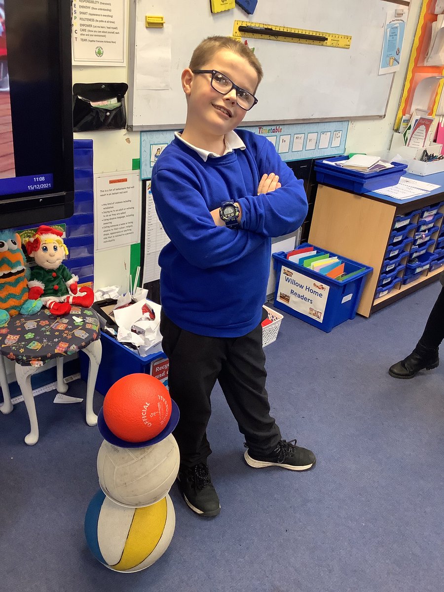 Miss_W_YTP's tweet photo. Challenge accepted @MrBirchYTP ⛄️ https://t.co/t6qqoHEAlK