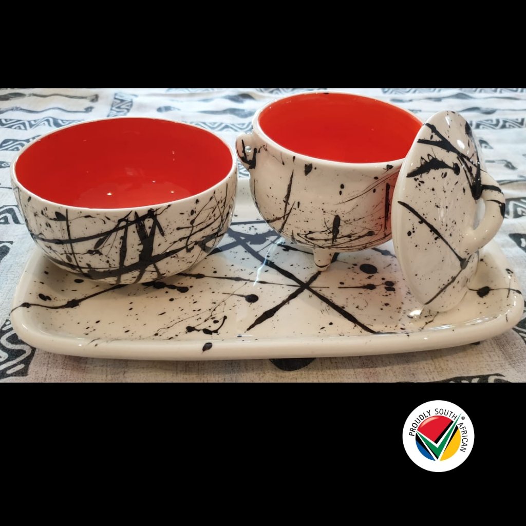 RAVuthela's tweet photo. You are your very own special guest. Make the most of every mealtime. No need to store your dinner set in the room divider waiting for special guests/ occasions 🌟🎨🇿🇦 
🌍https://t.co/y8T7AK8OUD
📨 info@ravuthelacreations.co.za 
@ProudlySA @the_smme #smallbusiness #SaturdayVibes https://t.co/4JzfjNxFzz