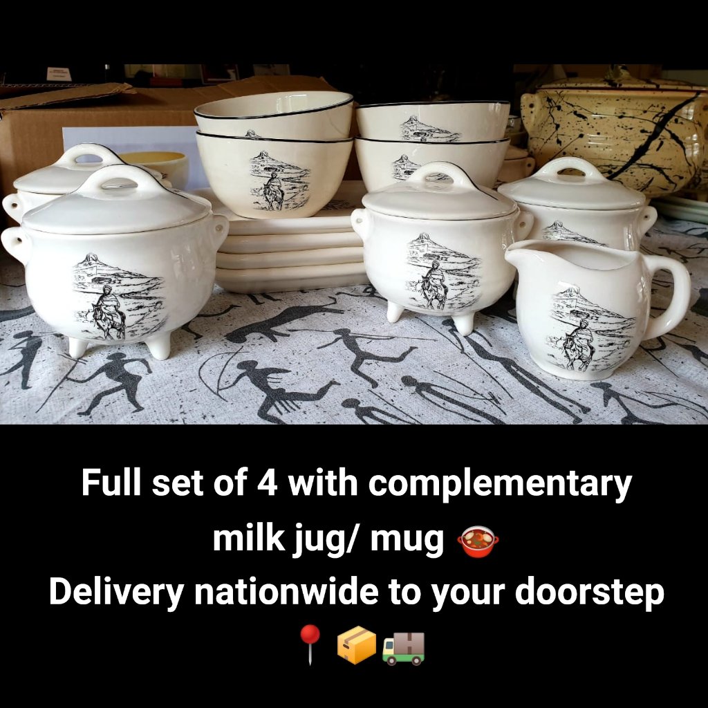RAVuthela's tweet photo. You are your very own special guest. Make the most of every mealtime. No need to store your dinner set in the room divider waiting for special guests/ occasions 🌟🎨🇿🇦 
🌍https://t.co/y8T7AK8OUD
📨 info@ravuthelacreations.co.za 
@ProudlySA @the_smme #smallbusiness #SaturdayVibes https://t.co/4JzfjNxFzz