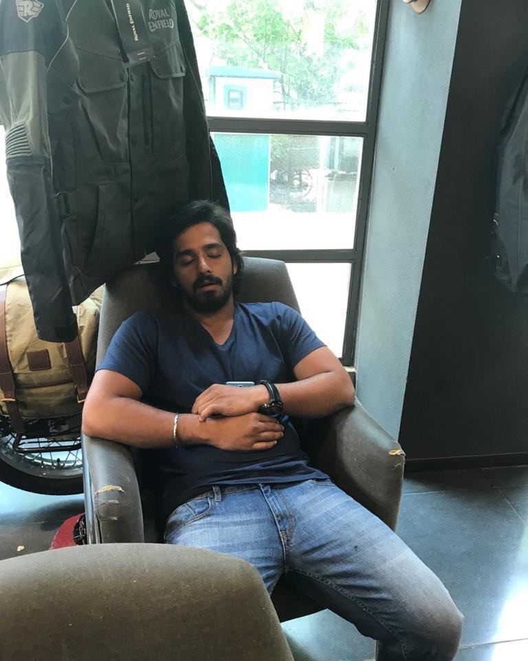 AmbarPruthvi's tweet photo. Preparation before the bike gift scene of Dia 😃😃 throwback to shoot days😃❤️
#Dia #Adi #RoyalEnfeild https://t.co/1eIAwPUCEg