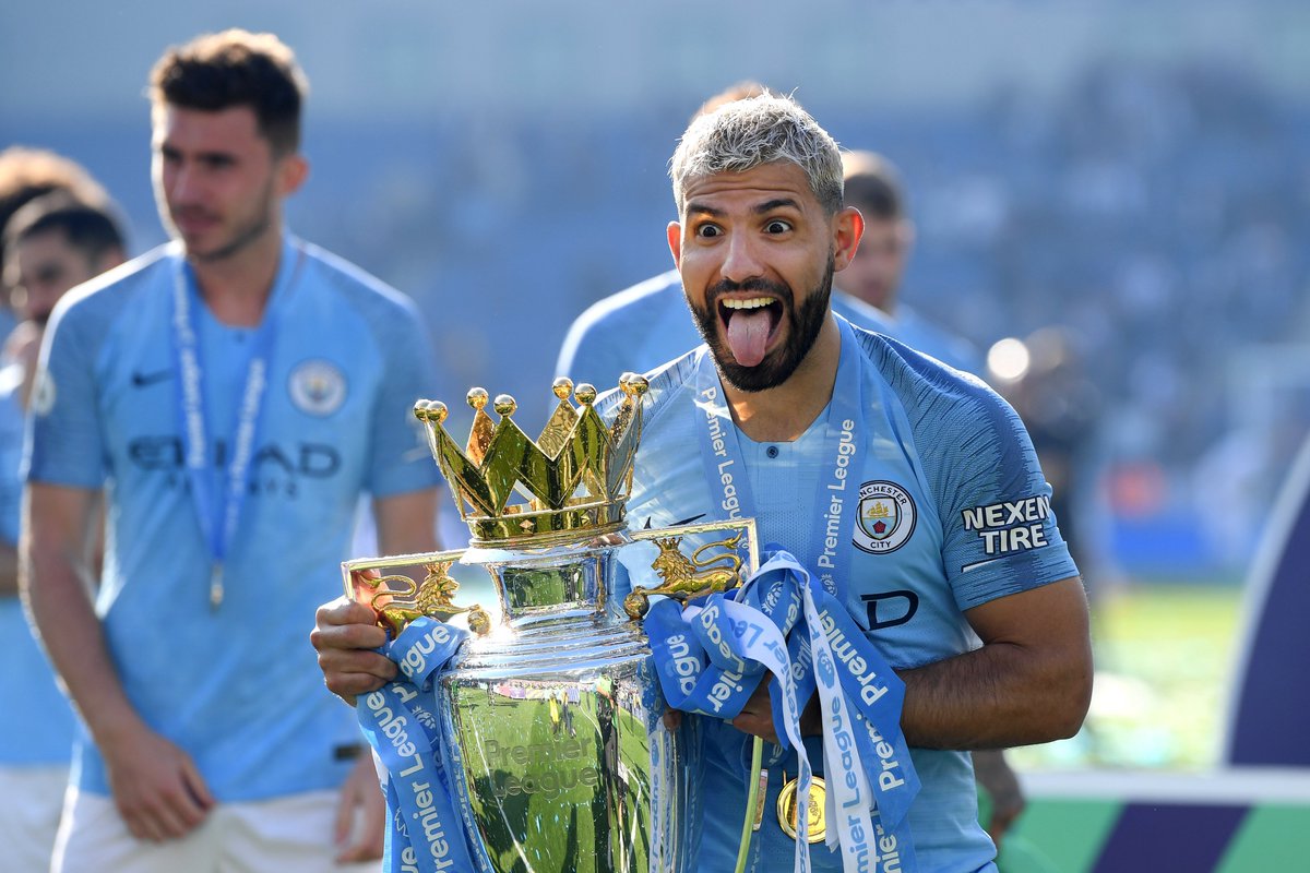 ⚽️ 184 goals 🏆 5 titles 😱 1 era-defining goal Enjoy retirement, @aguerosergiokun 🔵