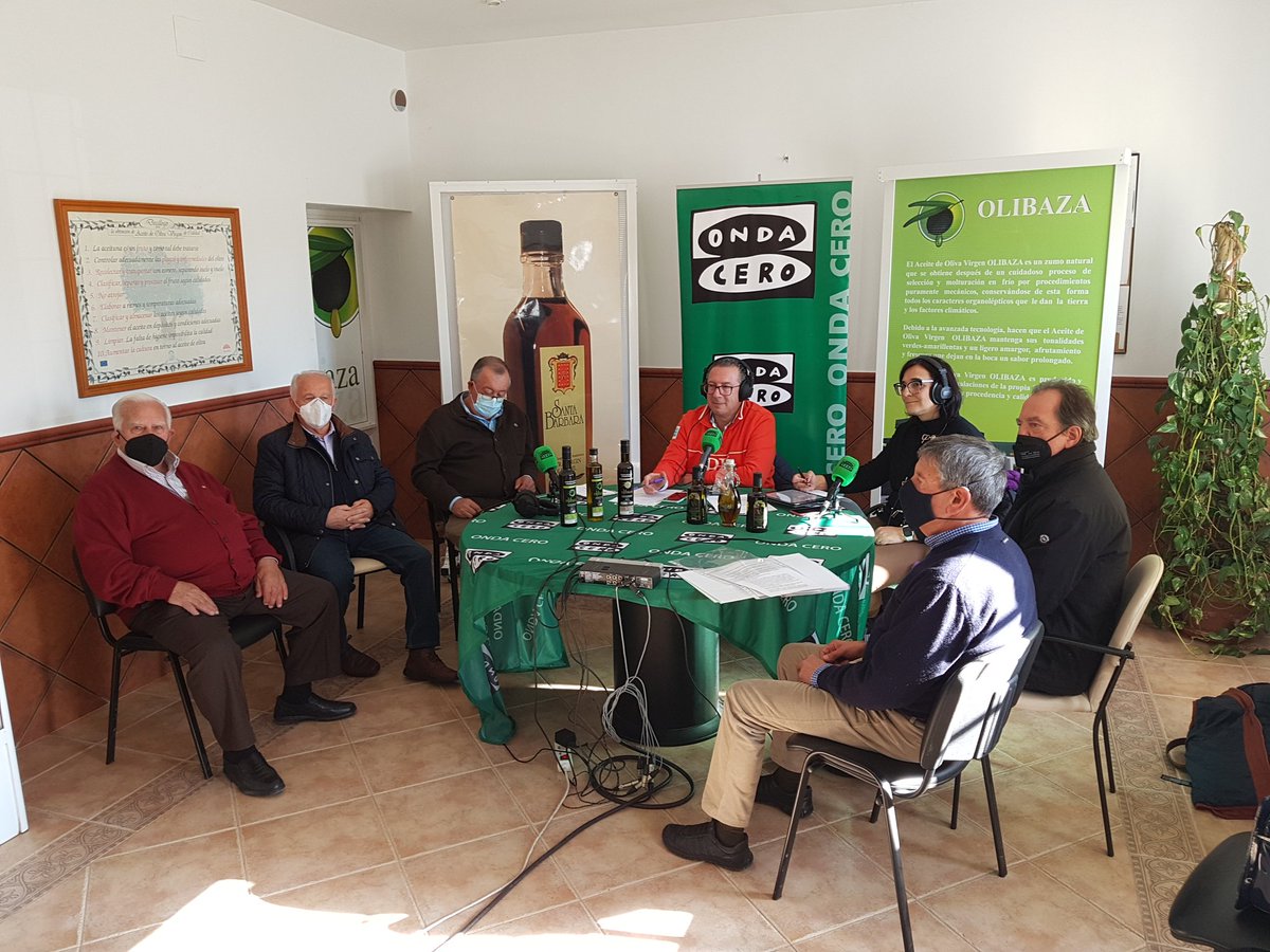 OLIBAZA tweet media