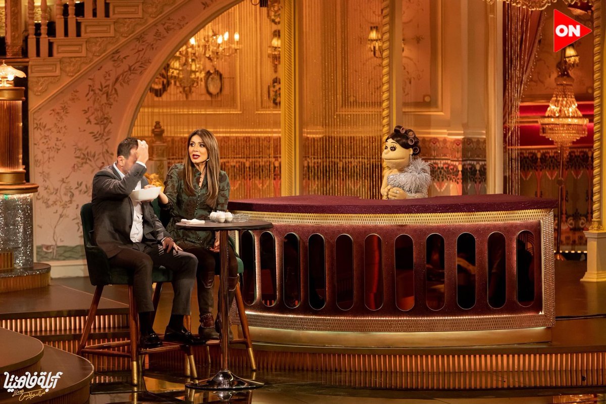 استنوا الوش اللي زي البدر "#نجلاء_بدر" يوم الجمعة مع #أبلة_فاهيتا الساعة 11 مساء على قناة #ON
#الدوبلكس