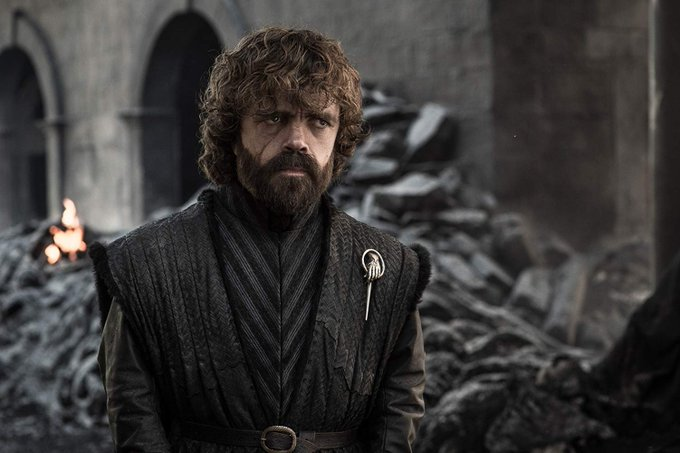 MultiversoTM's tweet photo. “Nunca olvides lo que eres, el resto del mundo no lo hará. Llévalo como una armadura y nunca podrá ser usado para herirte”

Tyrion Lannister (Juego de Tronos)

https://t.co/WzsWJ4klwK