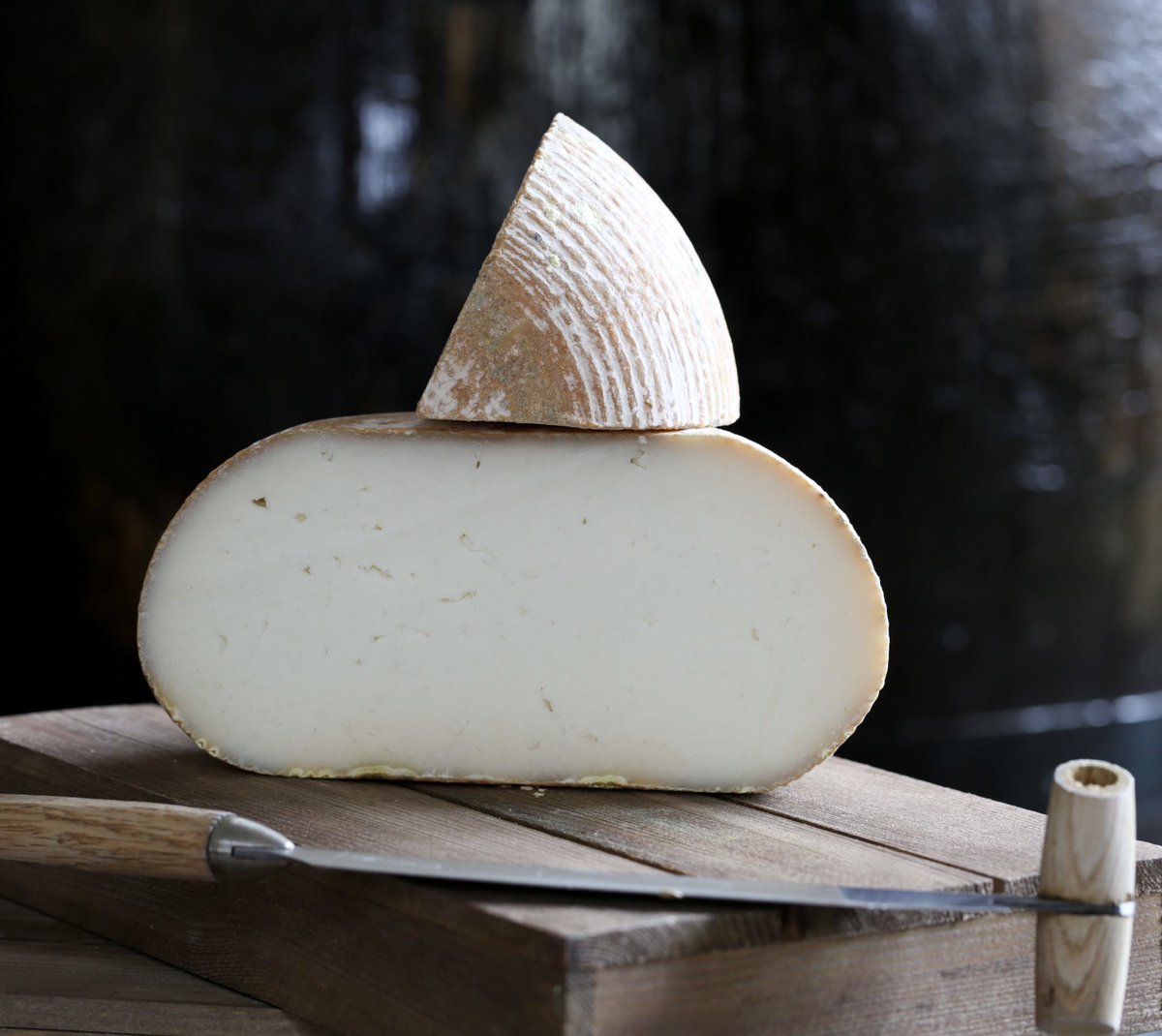 Will <a href="/whitelakecheese/">White Lake Cheese</a>’s Rachel Reserva be making it on your Xmas #cheeseboard? 🎄🧀 Rachel is not your typical #goatscheese. She's sweet, delicate and very moreish!! 

Check our latest blog for inspo >> bit.ly/3dUBzAw
#christmasgifts #buybritish #foodiegifts #artisanfood