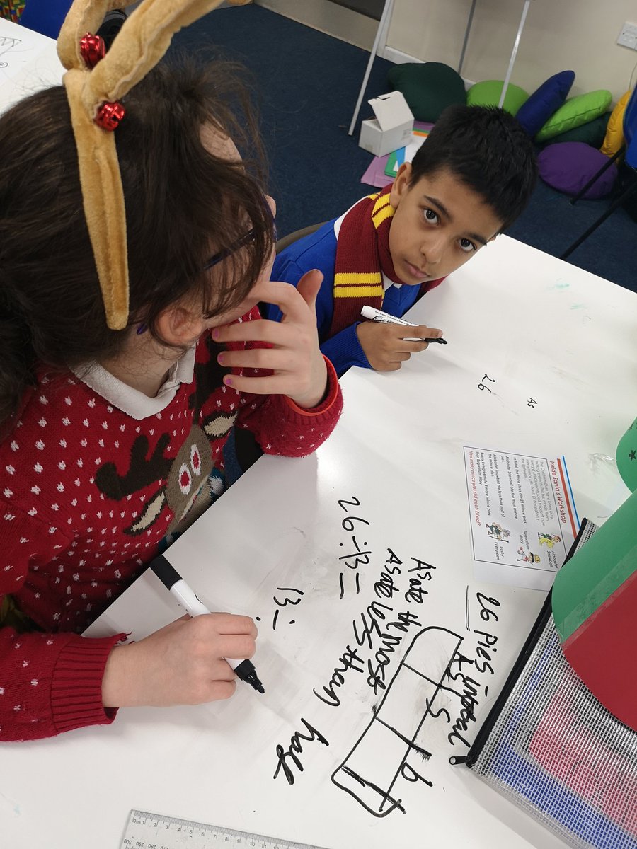 Fosse_TMET's tweet photo. Year 6 are getting Christmasy with our maths learning today as we figure out how many mince pies each of Santa's elves ate #fmmaths #iseemaths #iseereasoning #challenge #resilience https://t.co/l5E8TmH0Sk