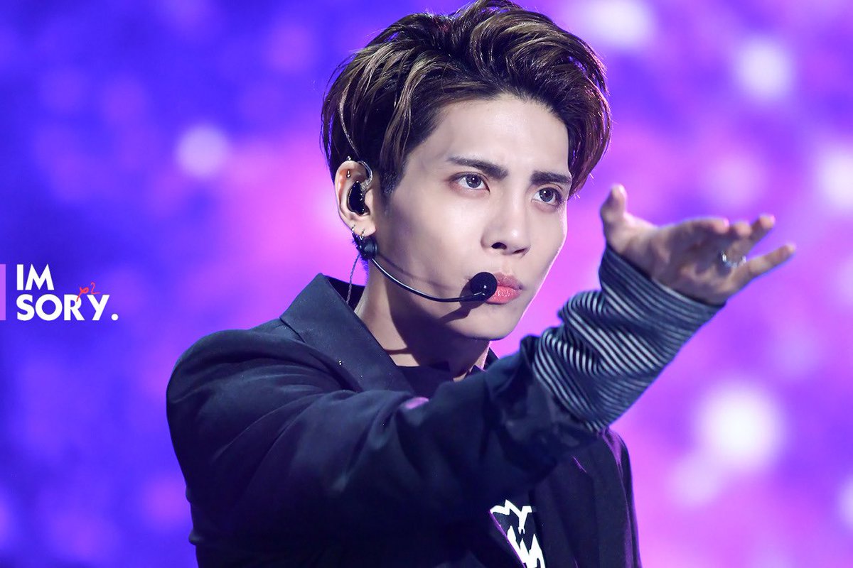 wordsbyjjong's tweet image. “Heart-fluttering... there are times when I feel that feeling. The day I come back from overseas? At that time I&apos;ll surely feel that heart-fluttering feeling.”

cr: cosmicsticks