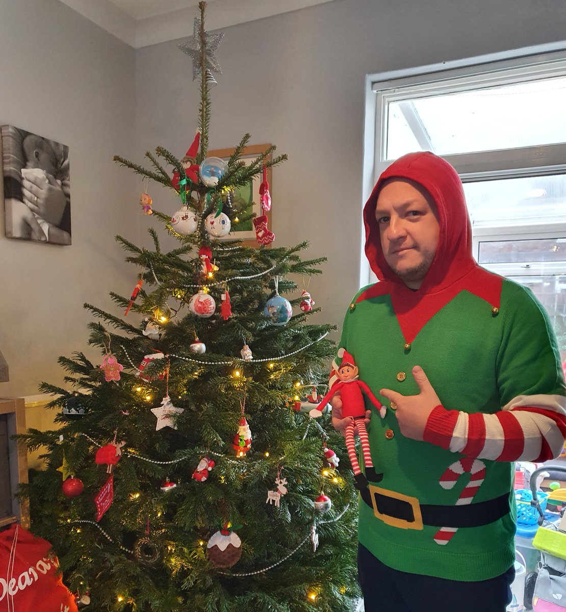 AXAUK's tweet photo. With Christmas round the corner, we wanted to share a few photos of our employees celebrating Elf Day on December 3rd for @alzheimerssoc, one of our chosen charities. Elf Day is all about dressing up to raise money for people affected by #dementia. https://t.co/RGGr1KkpE3