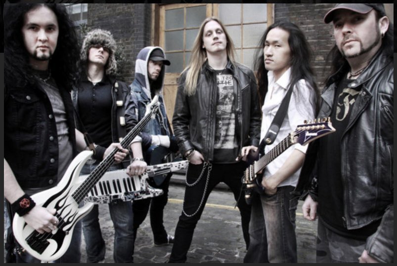 てっちゃんシャキーン❣️ tweet media