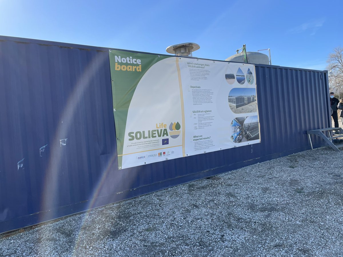 LifeSolieva's tweet photo. ⭕️⚫️ #estapasanndo | Visita a la planta piloto stuada en @OleandCoop donde se ha llevado a cabo el proceso pionero del proyecto #LifeSolieva https://t.co/WeqjlVcS5k