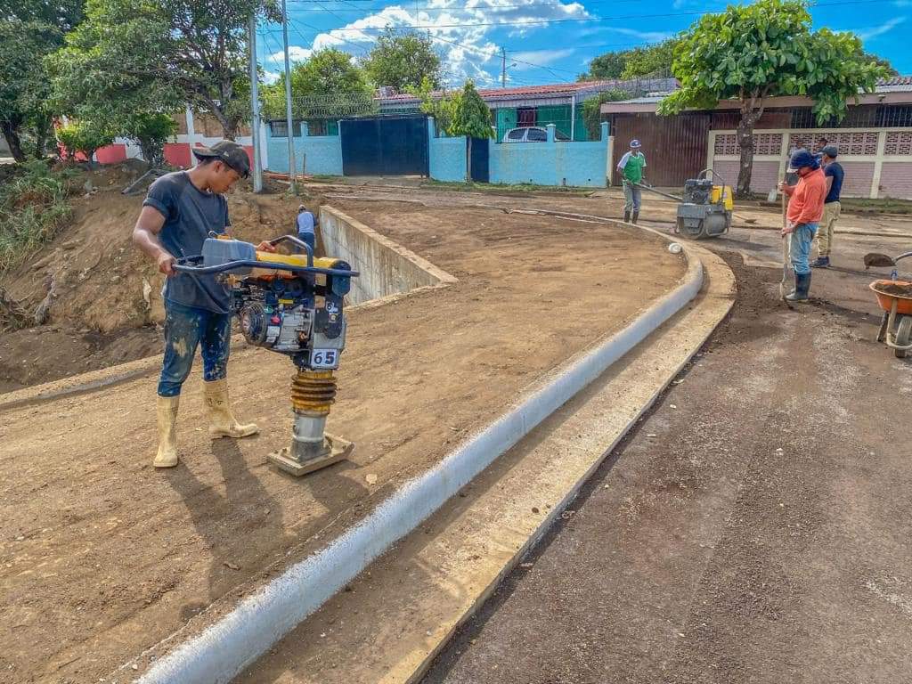 collvermat's tweet image. Asi se encuentra el avance en un 90 % Caja Puente que está siendo construida en el barrio San Judas, para unirse con la Colonia Independencia.

#UnidosEnVictorias 
#DiciembreEnPazYVictorias