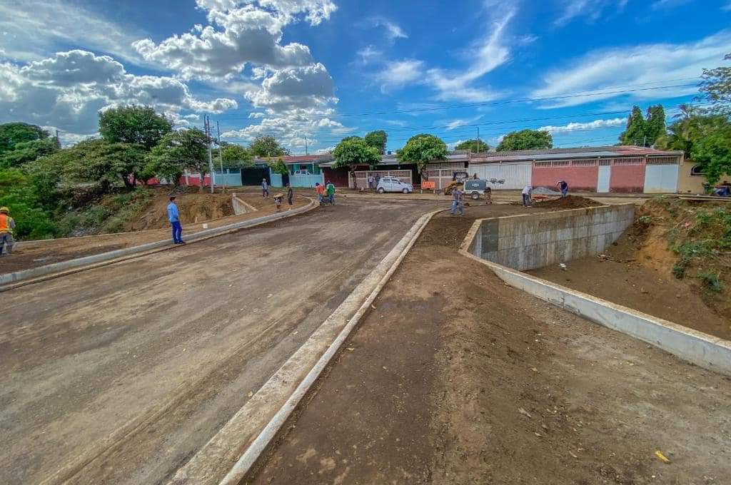 collvermat's tweet image. Asi se encuentra el avance en un 90 % Caja Puente que está siendo construida en el barrio San Judas, para unirse con la Colonia Independencia.

#UnidosEnVictorias 
#DiciembreEnPazYVictorias