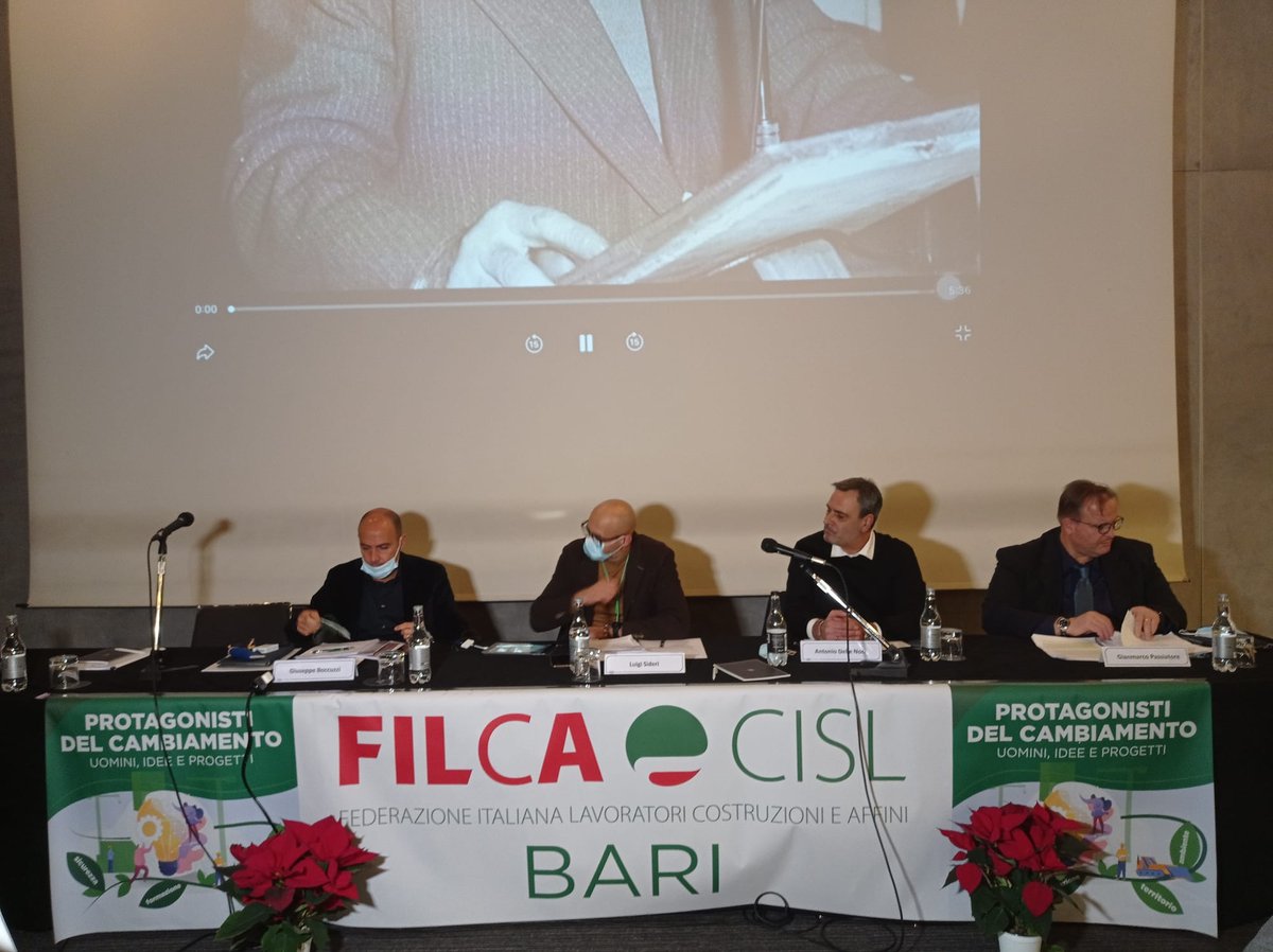cisl_bari's tweet photo. Il nostro segretario generale @boccuzzibeppe  interviene al VII° congresso territoriale #FilcaCislBari https://t.co/HYzaVR4FMj