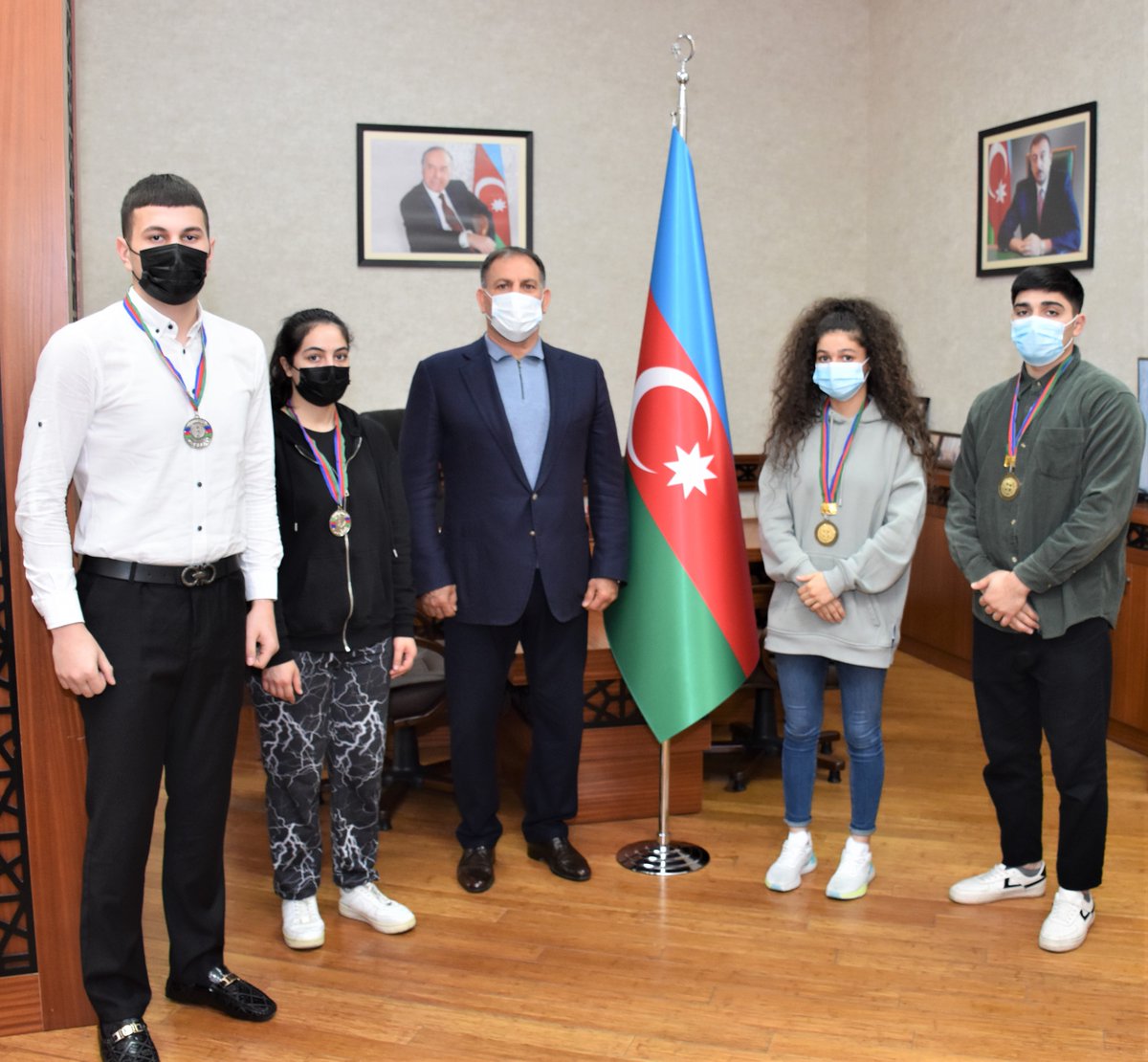 azerbaycanfhn's tweet photo. FHN-in cüdo komandasının idmançıları yarışda uğurla çıxış ediblər
Daha ətraflı ➡ https://t.co/6b6peD5Isi
#fhn #fhnar #fövqəladəhallarnazirliyi #112 #xilasetmə #dymx #dynx #mülkimüdafiə https://t.co/s7pe4D59Ap