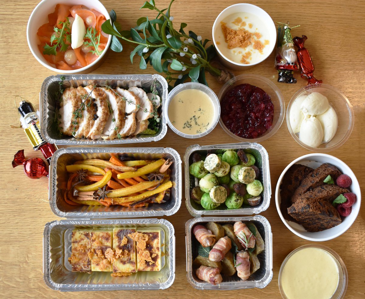 Continibites's tweet photo. Let us look after the cooking for Christmas🎄
Our Christmas at Home menu includes a four course menu with mince pies for after £110 for two✨
Available for Edinburgh delivery 22nd, 23rd &amp; 24th December #ChristmasatHome https://t.co/eEdWFz4udK https://t.co/3qJ0uOyijC