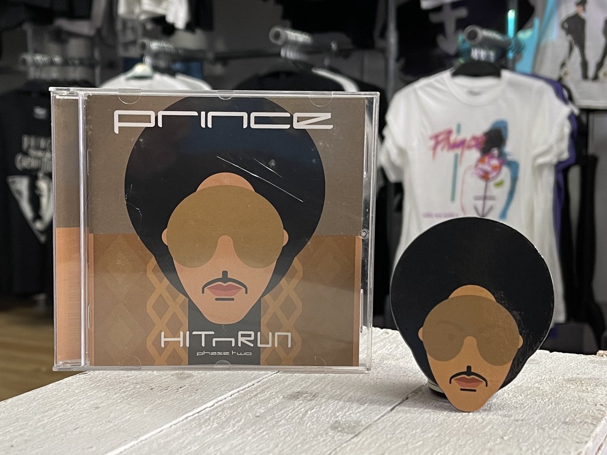 GlamSlamEscape's tweet photo. December 15th 2015 –  Prince’s 39th album HitnRun Phase Two is released on iTunes &amp; other digital outlets, 3 days after its Tidal release The CD followed in 2016 
https://t.co/7ZVcK6jt4k
#Prince #Prince4Ever #PrinceHitnRun #OfficialPrinceMerch #PrinceStore #OnThisDay #PrinceShop https://t.co/lY6g9Cvlss