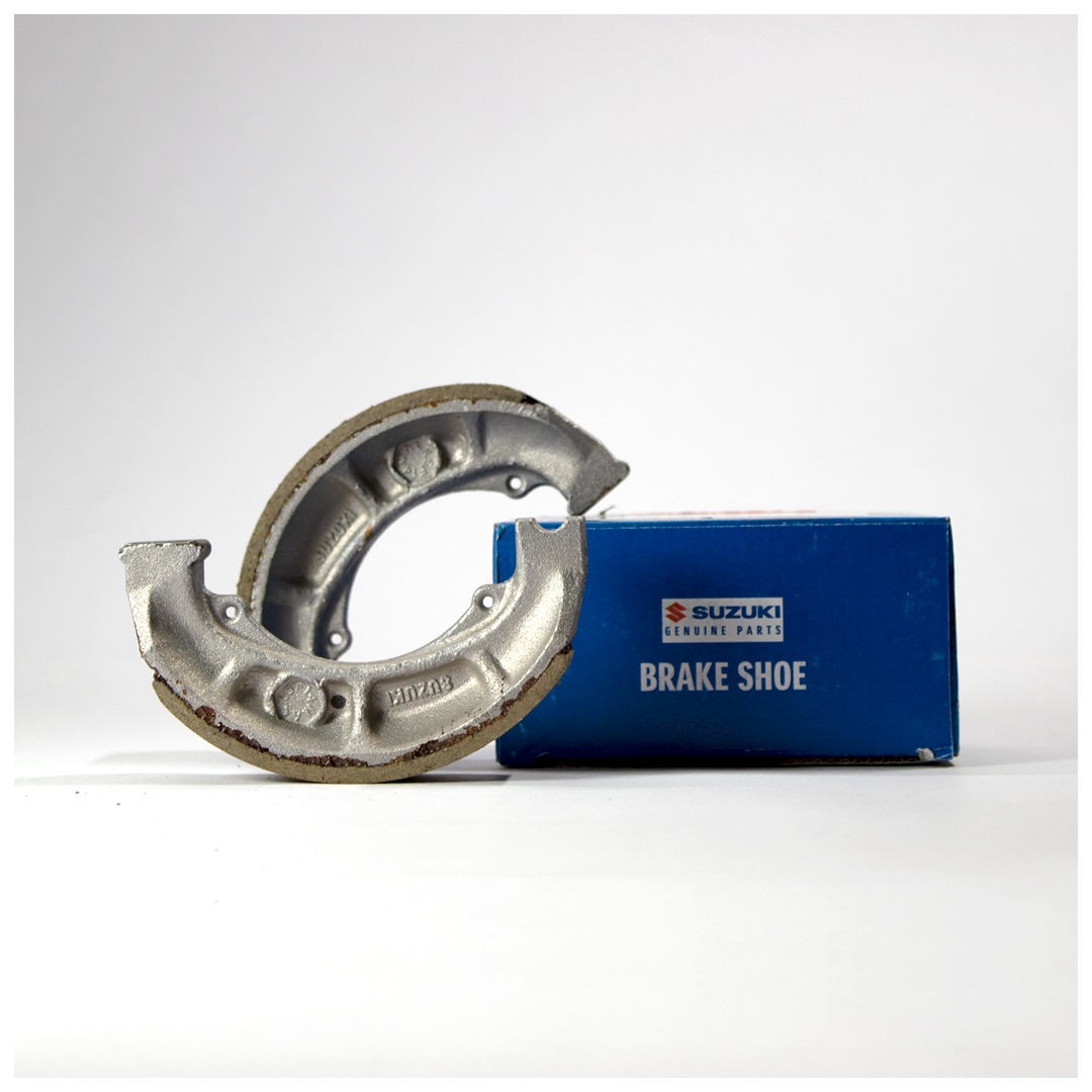 vibrantkolors's tweet photo. Access125 CC Scoooter Brakeshoe Photography done by @vibrantkolors 
.
.
.
#Access125 #BrakeShoe #photography #canon #suzuki #suzukimotor #mophed #quality #photography #studiophotography #product #Dslr https://t.co/icpGSzp9hD