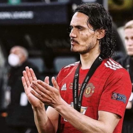 InfosMagnatta's tweet photo. #IMPRESSIONADO!
O irmão do Cavani disse há pouco que o seu irmão está impressionado com os pedidos da torcida do Corinthians, na sua uitima foto a fiel chegou em mais de 60 mil Comentários de pessoas mandando um Vai Corinthians. "Ele ficou impressionado" disse o irmão do Cavani. https://t.co/3bANiPBKqf